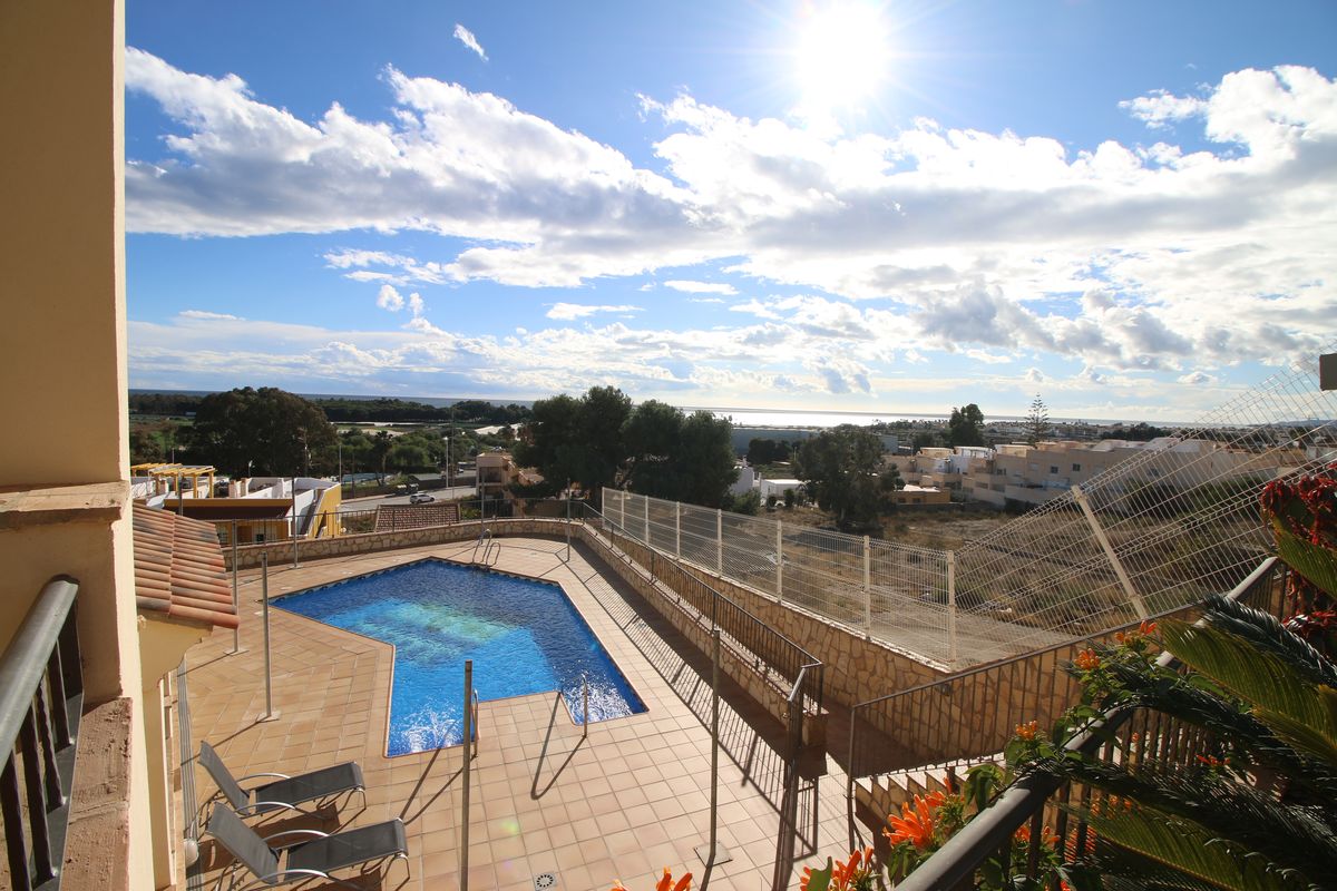 Apartamentos de 2 y 3 dormitorios con vistas al mar en Palomares SA1069