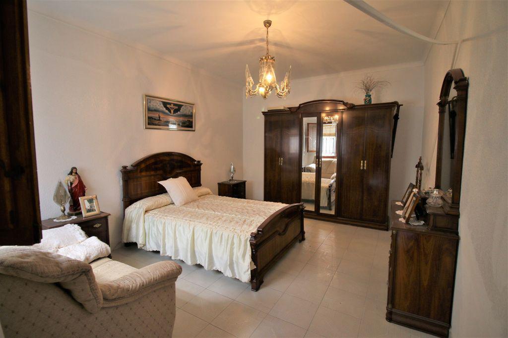 House for sale in Los Gallardos