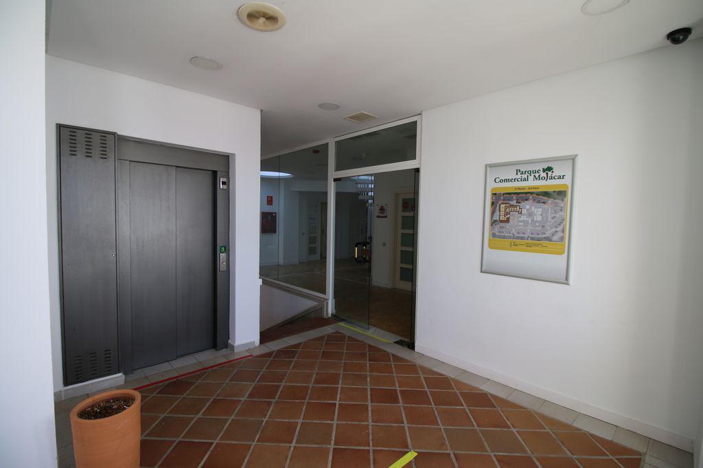 Oficina en venta en Zona el Palmeral (Mojácar)