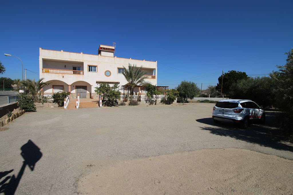 Villa en venta en La Muleria-Burjulú-Herrerías (Cuevas del Almanzora)