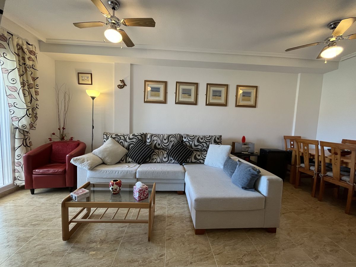 Apartamento de 2 dormitorios en Palomares SA1077