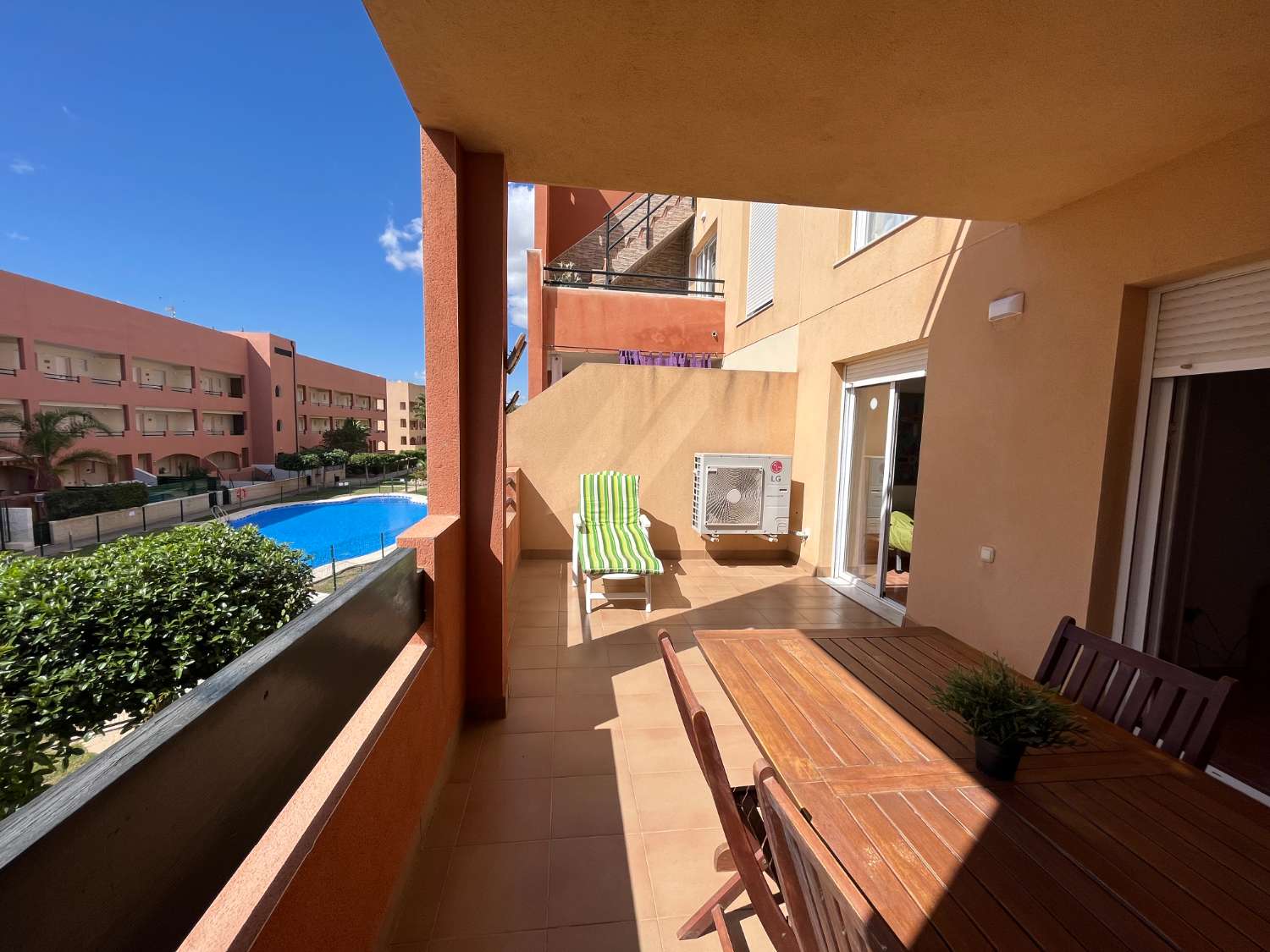 Apartment for sale of 2 bedrooms in Vera playa