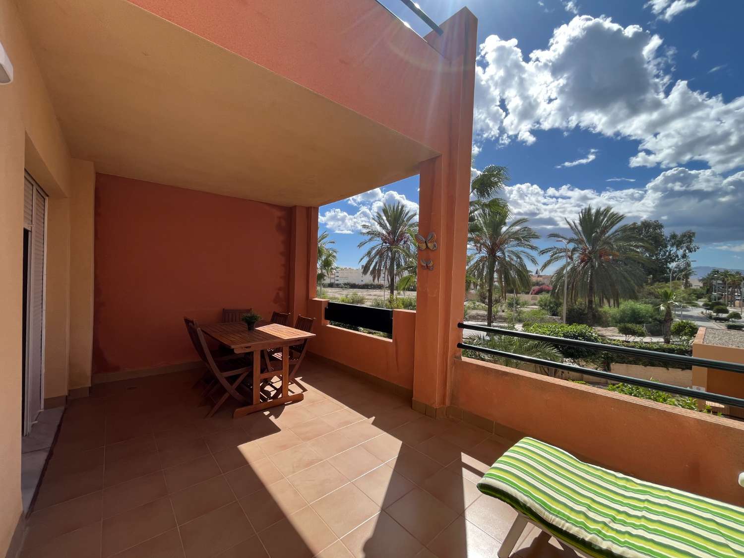 Apartment for sale of 2 bedrooms in Vera playa