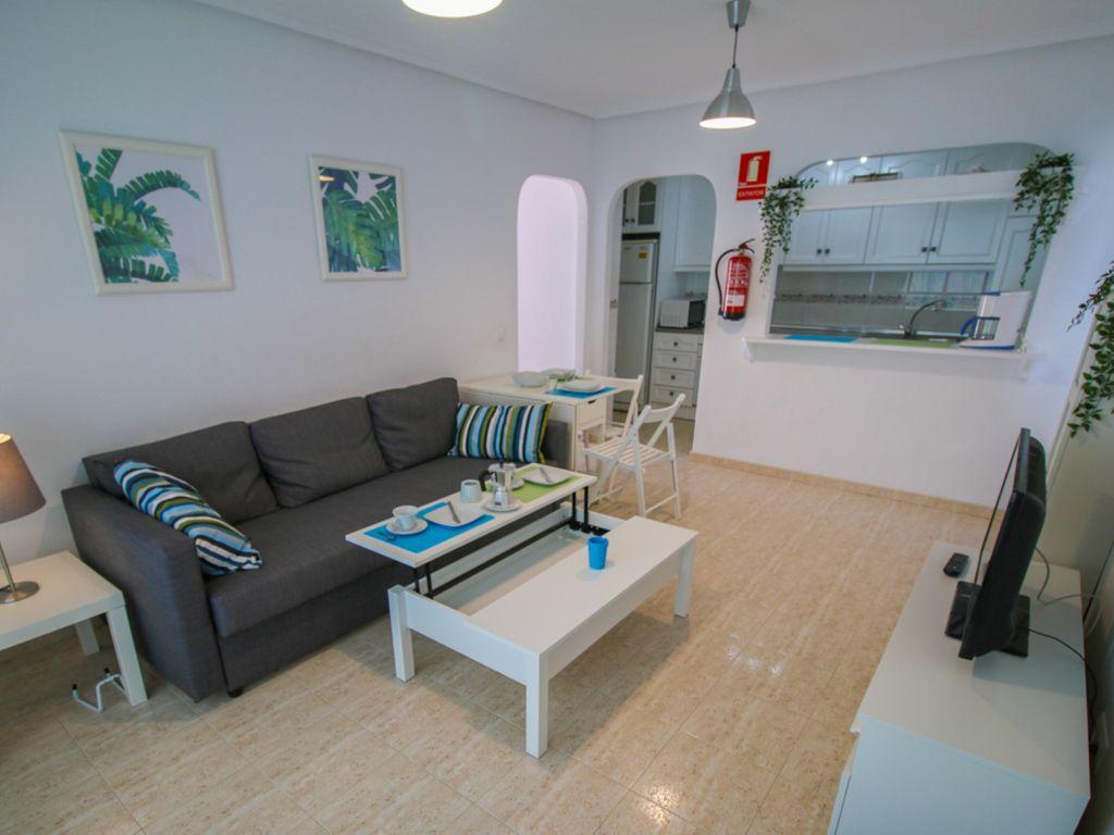 Apartment for holidays in El Playazo (Vera)