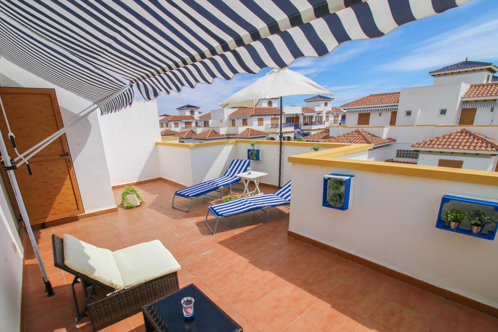 Penthouse for holidays in El Playazo (Vera)