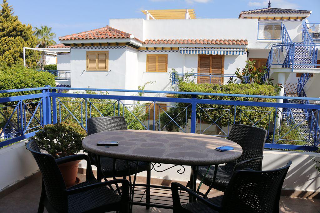 Apartment for holidays in El Playazo (Vera)