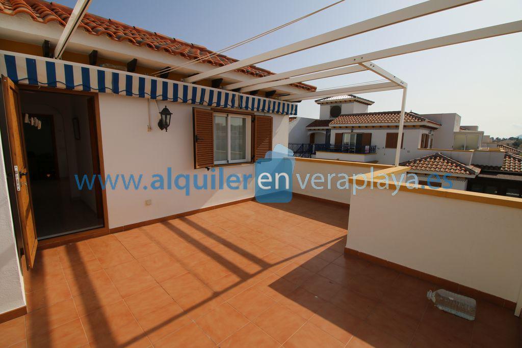 Penthouse for holidays in El Playazo (Vera)