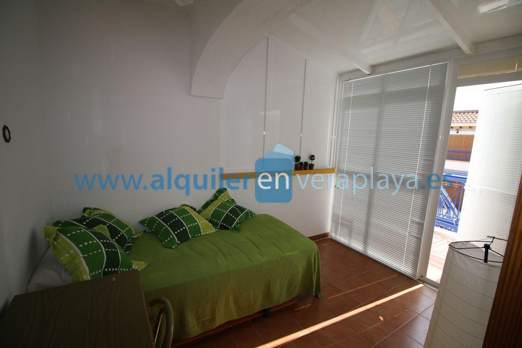 Penthouse for holidays in El Playazo (Vera)