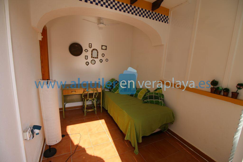 Penthouse for holidays in El Playazo (Vera)