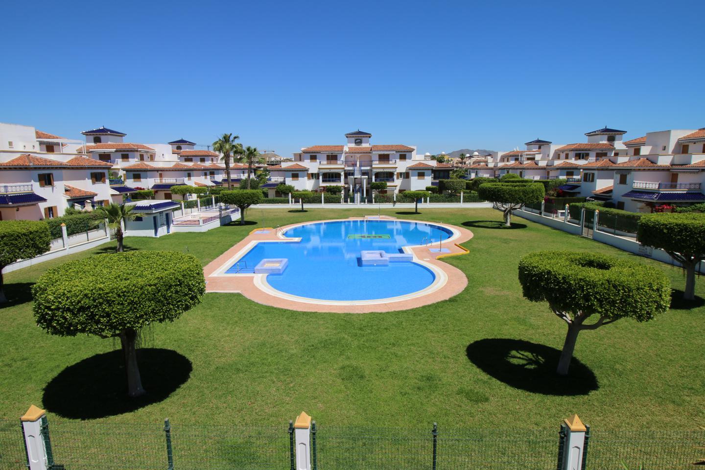 Penthouse for holidays in El Playazo (Vera)