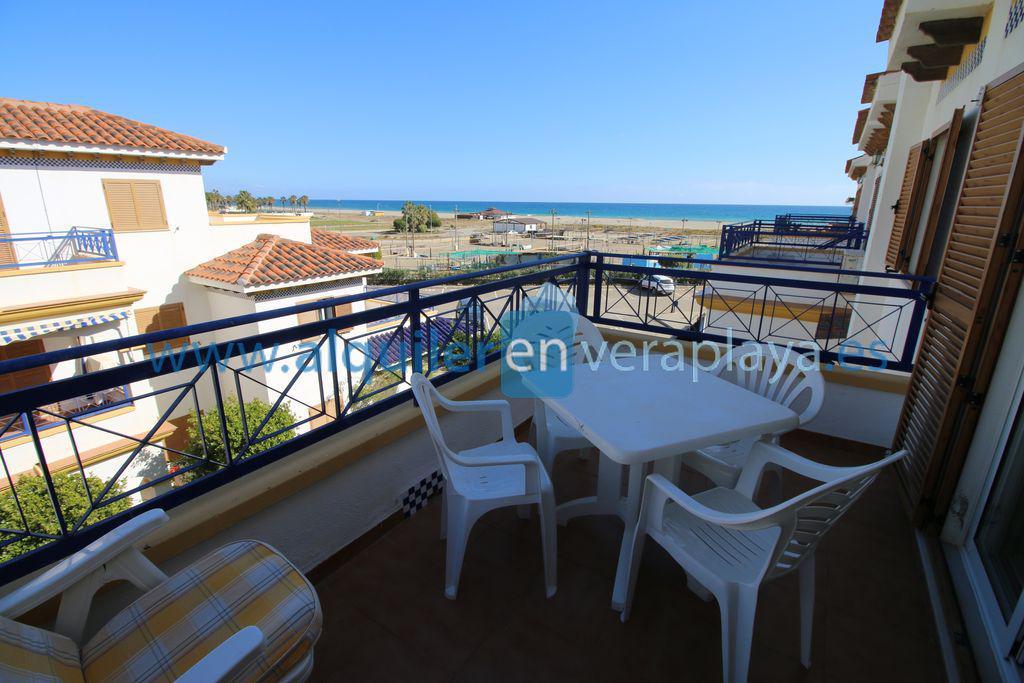 Penthouse for holidays in El Playazo (Vera)