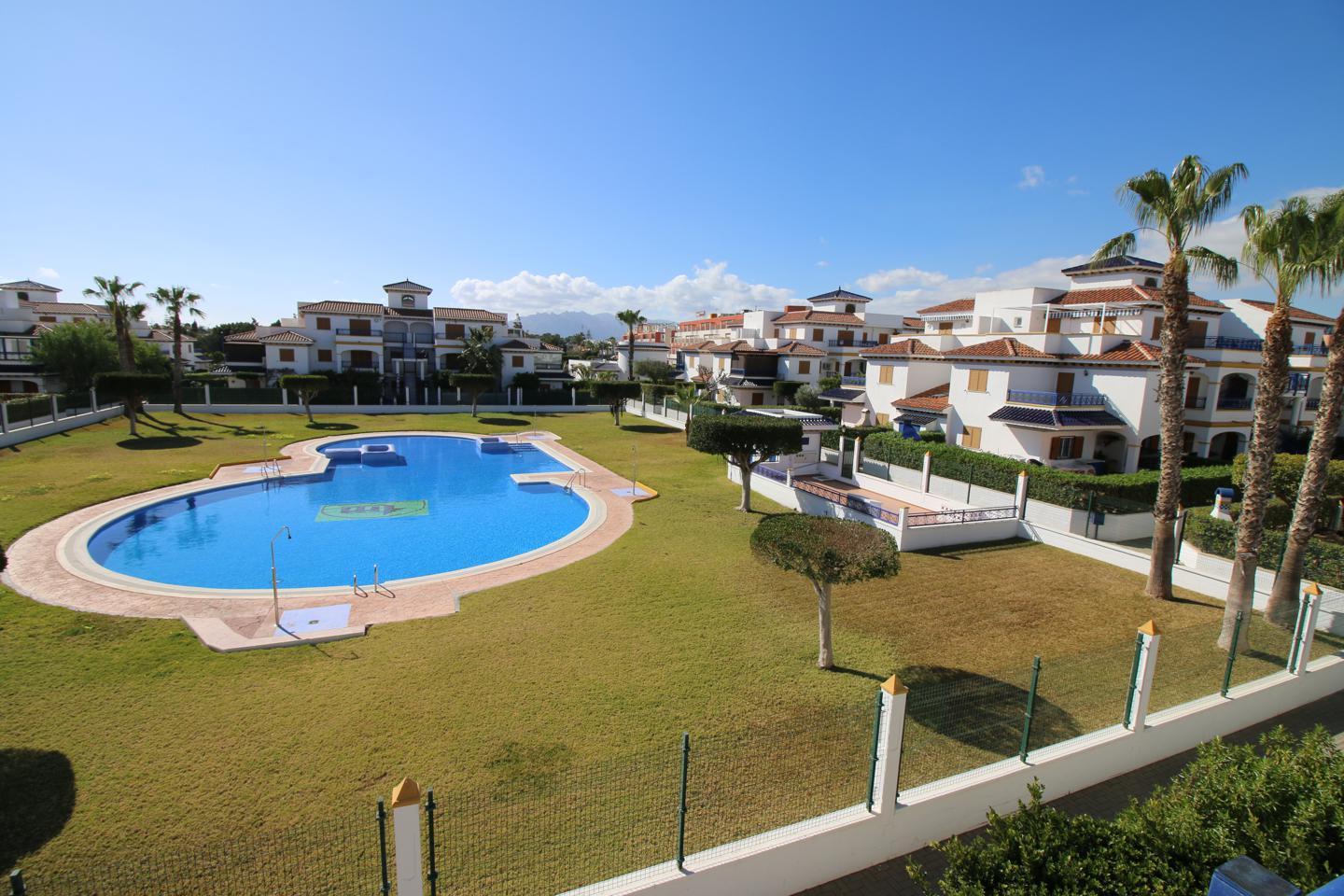 Penthouse for holidays in El Playazo (Vera)