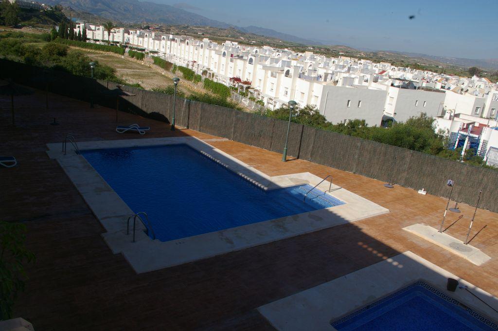 Alquiler de Ático de 3 dormitorios en vera playa