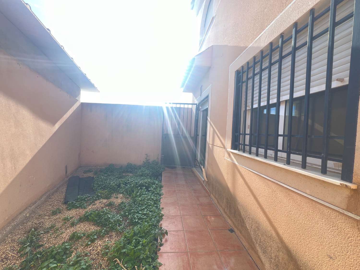 Apartamento en planta baja de 2 dormitorios en Palomares