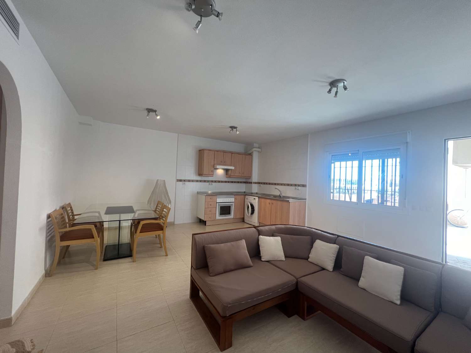 Apartamento en planta baja de 2 dormitorios en Palomares